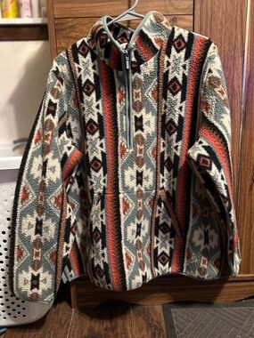 Wrangler Aztec Patterned Fleece Jacket in Gray, Black, Brown, Rust